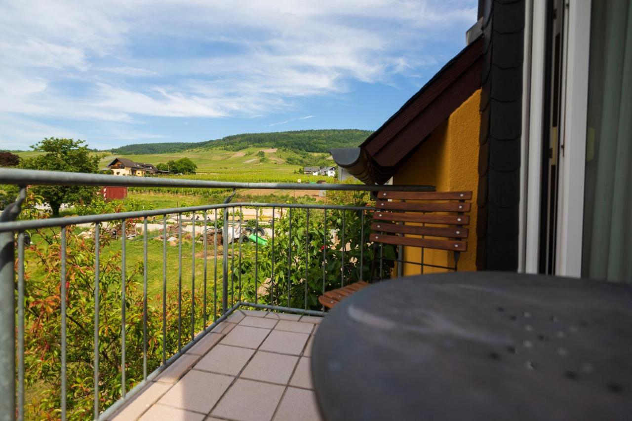 Bio-Weingut Staffelter Hof Guest House Kröv Екстериор снимка