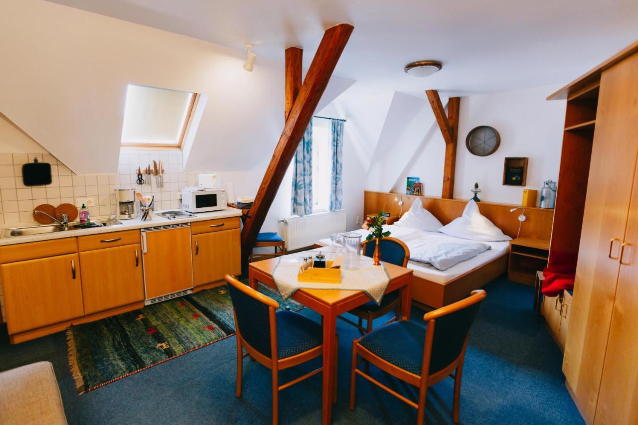 Bio-Weingut Staffelter Hof Guest House Kröv Екстериор снимка