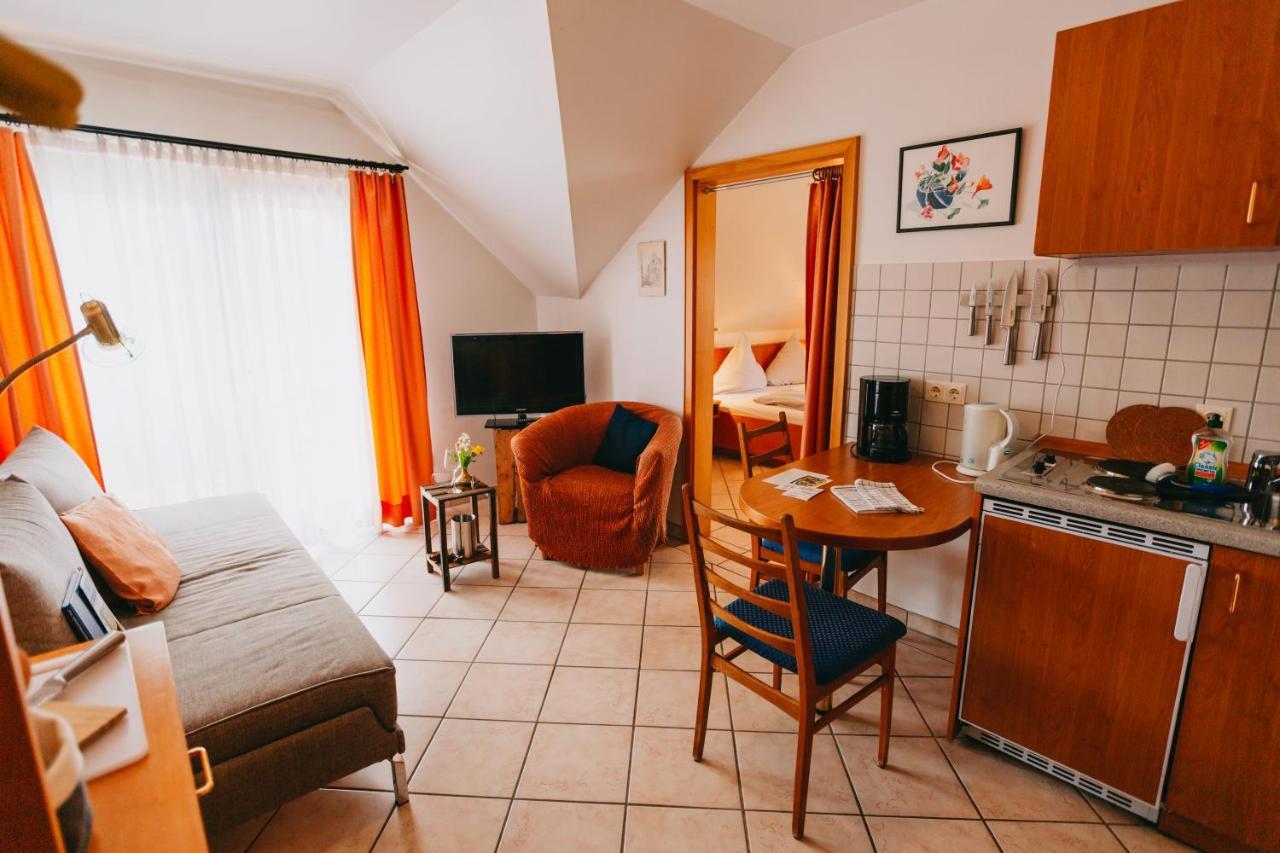 Bio-Weingut Staffelter Hof Guest House Kröv Екстериор снимка