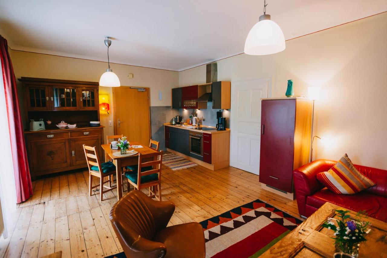Bio-Weingut Staffelter Hof Guest House Kröv Екстериор снимка