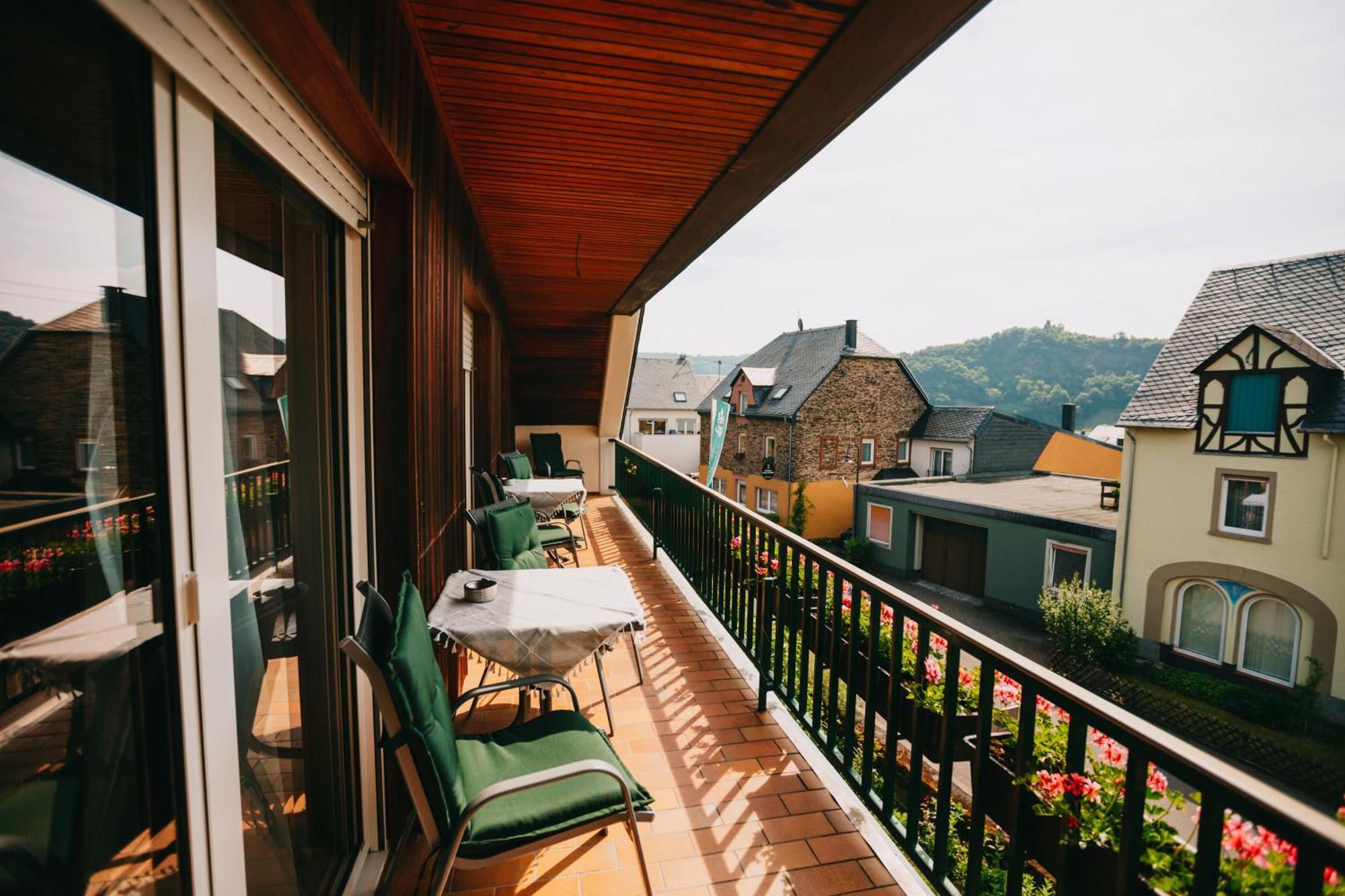 Bio-Weingut Staffelter Hof Guest House Kröv Екстериор снимка