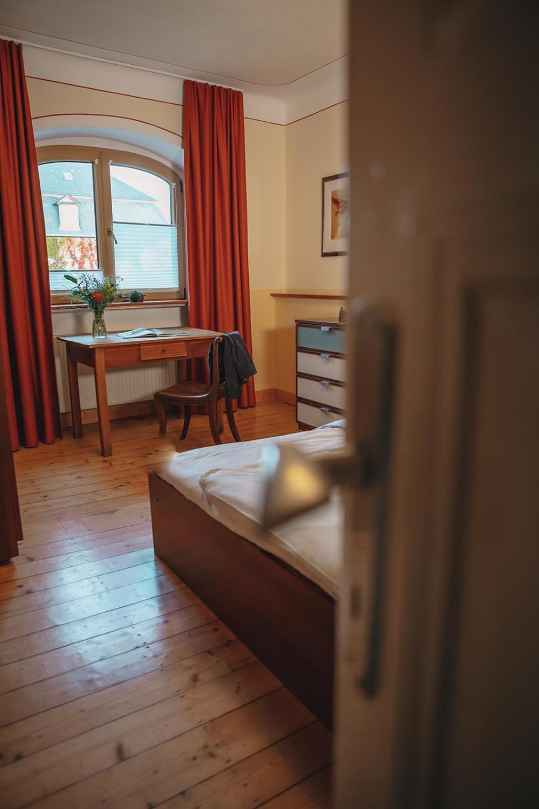 Bio-Weingut Staffelter Hof Guest House Kröv Екстериор снимка
