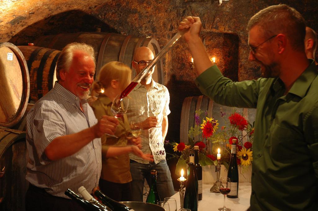 Bio-Weingut Staffelter Hof Guest House Kröv Екстериор снимка